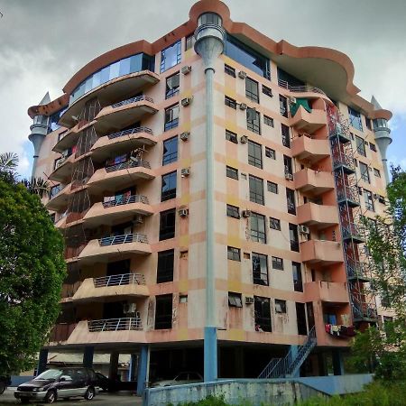 Wisma Haza Apartment Kampong Kianggeh 斯里巴加湾市 外观 照片